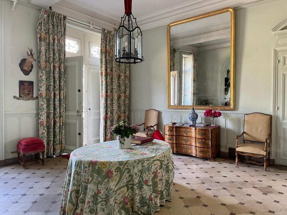 Besson Chateau De Bostz المظهر الخارجي الصورة